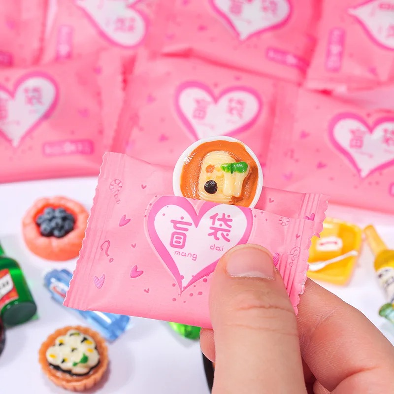 Random Style Bag Miniature Foo - Food Drink Snacks recension och pris