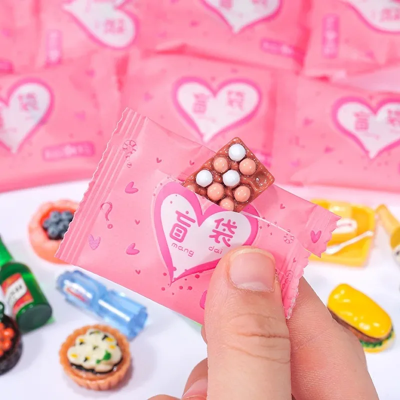Random Style Bag Miniature Foo - Food Drink Snacks recension och pris